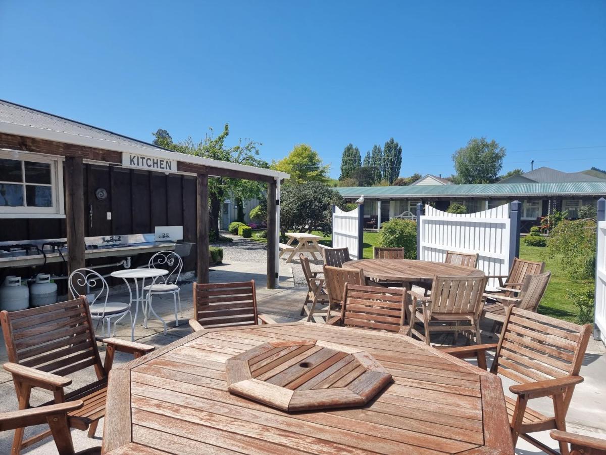 Cheviot Motels, Cabins And Camp Kültér fotó